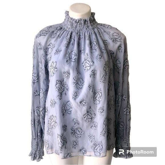 ✨Rebecca Taylor Smocked Neck Silk Rose Print Sz. 10 Blouse Light Blue Metallic✨ - Picture 11 of 14